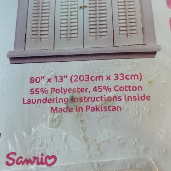 Hello Kitty Window Valence - Slumber Party - Picture 4 of 4